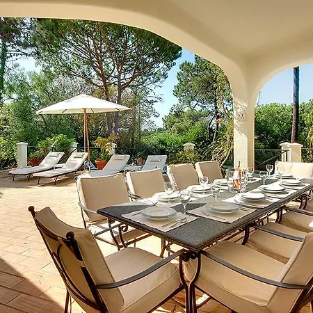 Sleeps 10 Pool Air Con Wifi